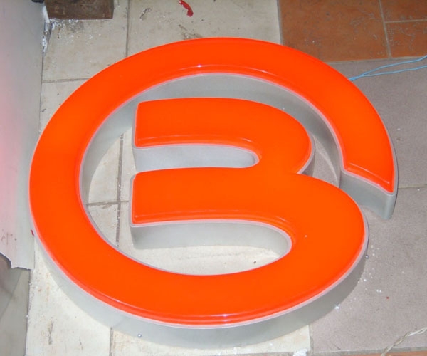 吸塑發(fā)光字
